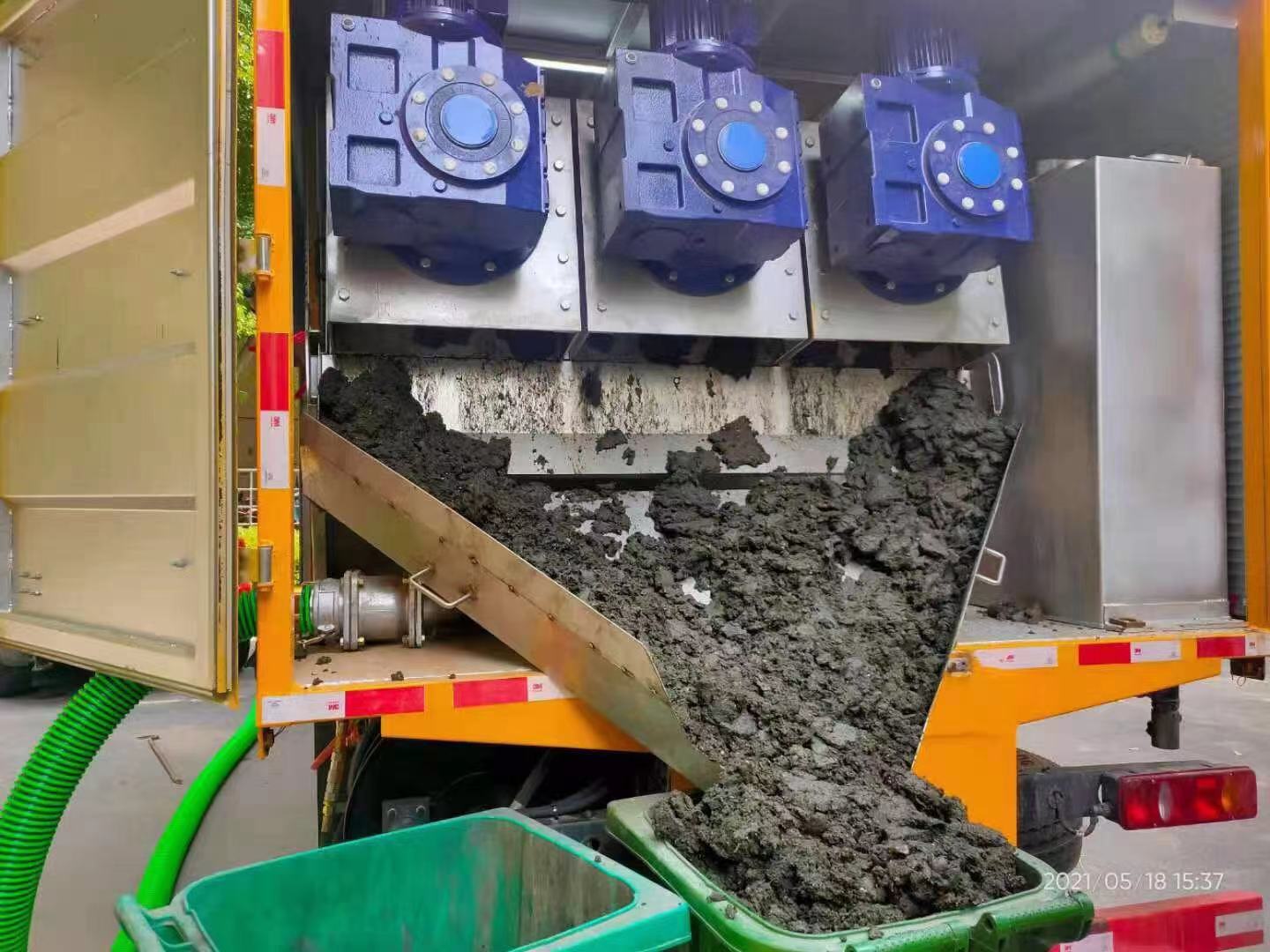 新兴镇化粪池清掏城市维护站-泥浆净化干湿分离处理