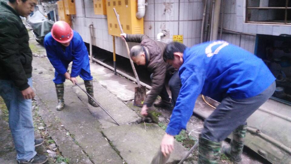 新兴镇清掏化粪池、管道疏通一站式服务<高效><技术><可靠>